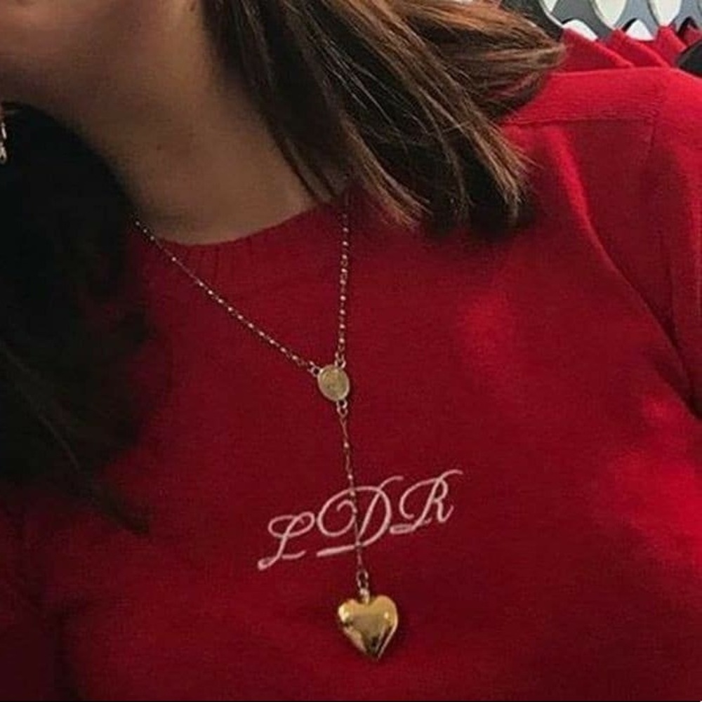 Looking for Lana Del Rey necklace / rosary
